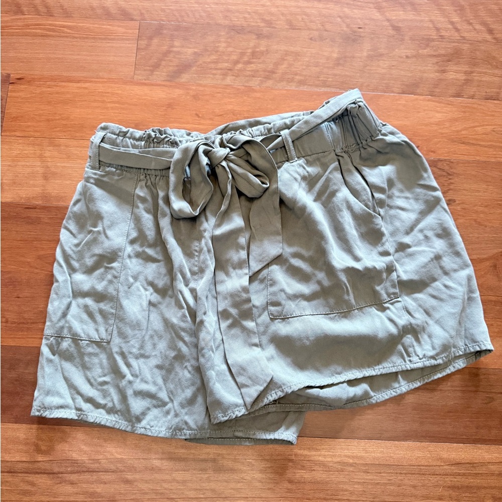Shinestar Olive Green Tie-Waist Women’s Shorts